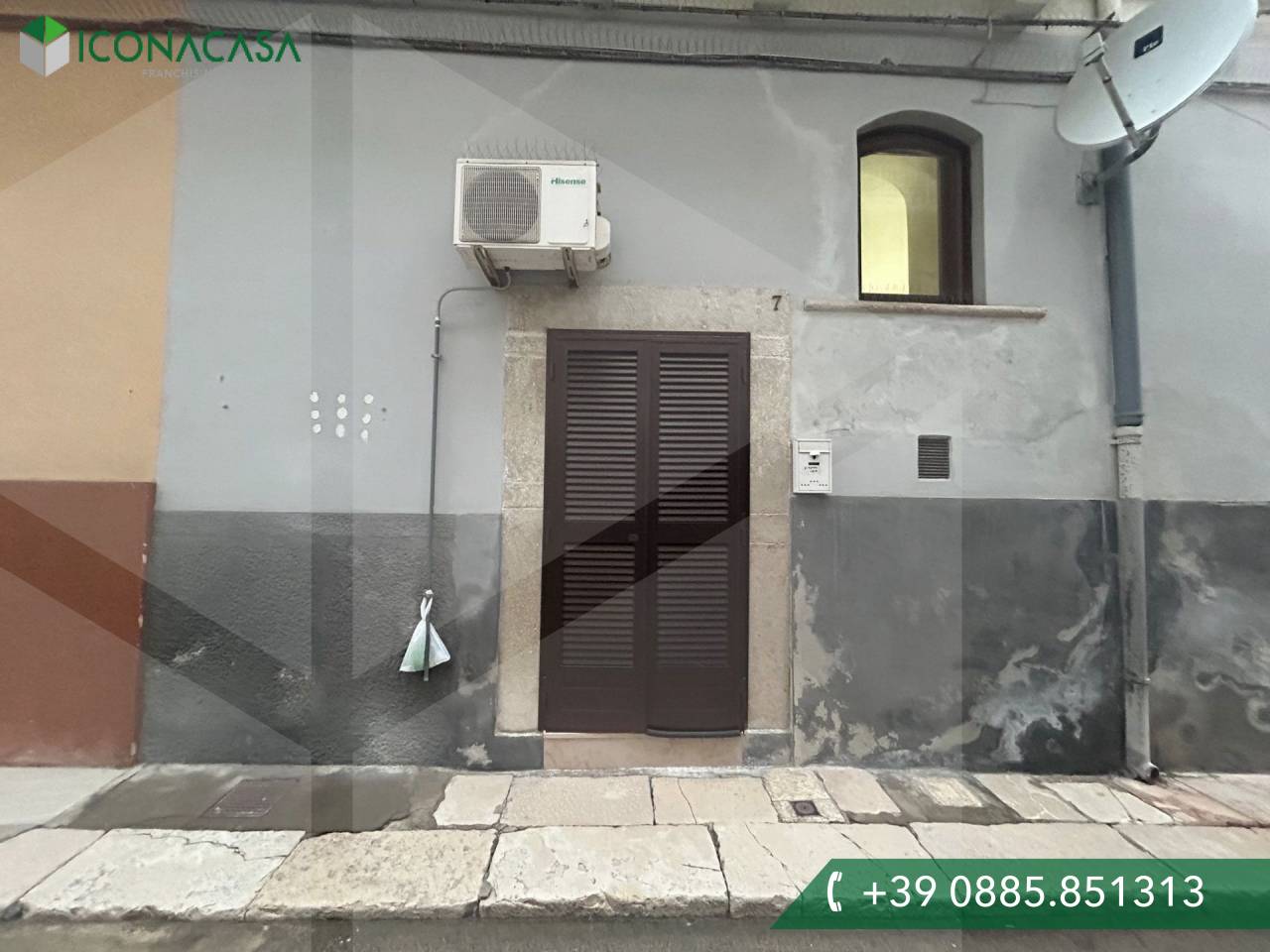 Casa de 3 divisões em Cerignola, Italy N.º 24608