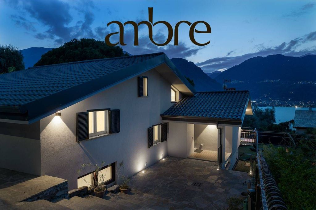 4 Schlafzimmer Villa in Colico, Italy, Nr. 109479