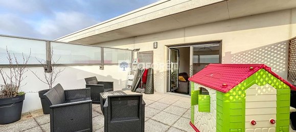 3 bedrooms Apartment in Saint-Cyr-l'Ecole, France No. 163590 7