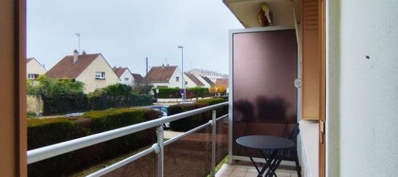 2 bedrooms Apartment in Troyes, France No. 48846 7