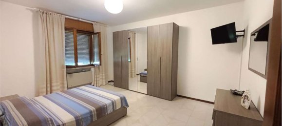 15 rooms Villa in Soliera, Italy No. 295655 11
