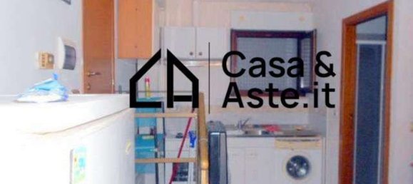 5 rooms Apartment in Porto San Giorgio, Italy No. 190951 6