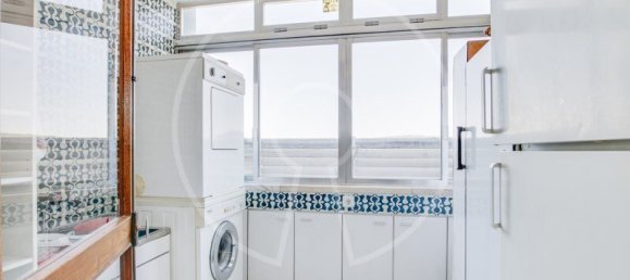 4 bedrooms Apartment in Lisbon, Portugal No. 131044 23