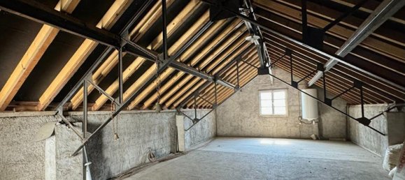 4 bedrooms House in Aressy, France No. 103343 11