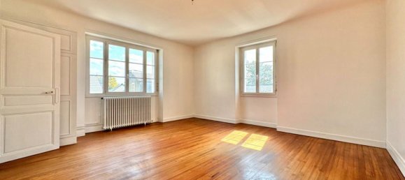 4 bedrooms House in Aressy, France No. 103343 10