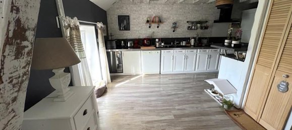 Дуплекс с 1 спальней в Бурж, Франция № 63225 3