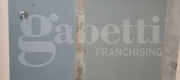 3 rooms Office in Torre Annunziata, Italy No. 317441 6