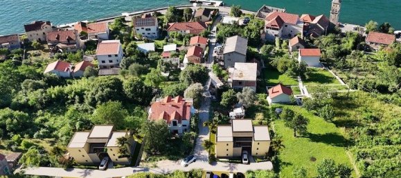 58m² Apartment in Kotor, Montenegro No. 333 4