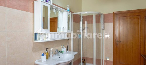 4 bedrooms Villa in Campi Bisenzio, Italy No. 9350 26