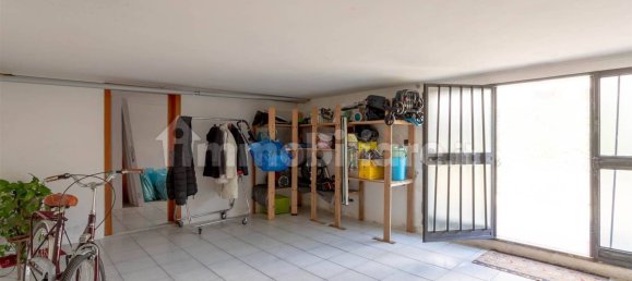 4 bedrooms Villa in Campi Bisenzio, Italy No. 9350 39