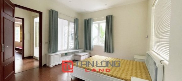 Villa de 3 dormitorios en Long Bien, Vietnam No. 560 10