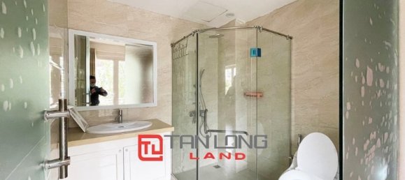 Villa de 3 dormitorios en Long Bien, Vietnam No. 560 13