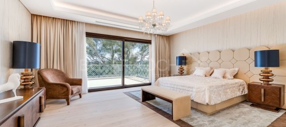 5 bedrooms Villa in Marbella, Spain No. 114053 5
