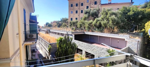 Квартира с 4 спальнями в Санремо, Италия № 332352 13