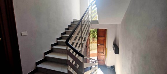 Квартира с 4 спальнями в Санремо, Италия № 332352 30