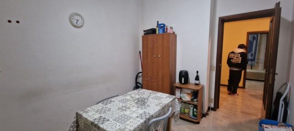 3 bedrooms Apartment in Parma, Italy No. 377382 14