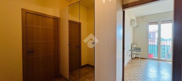 Квартира с 3 спальнями в Мантуя, Италия № 378522 27