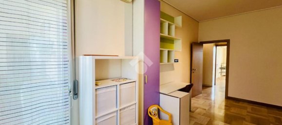 Квартира с 3 спальнями в Мантуя, Италия № 378522 34