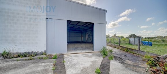 530m² Commercial property in Montijo, Portugal No. 254999 19