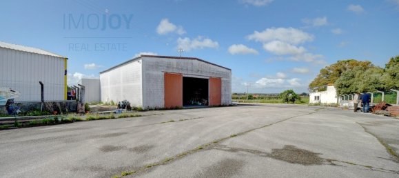 530m² Commercial property in Montijo, Portugal No. 254999 13