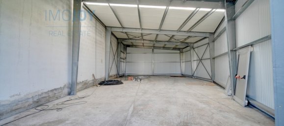 530m² Commercial property in Montijo, Portugal No. 254999 18