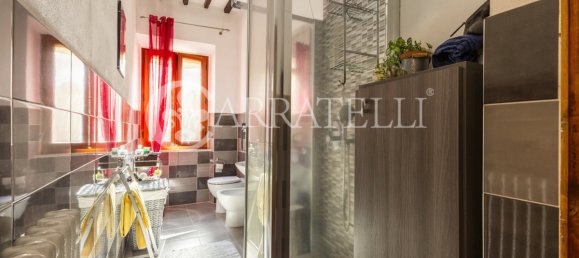 Квартира с 3 спальнями в Сан Квирико д’Орча, Италия № 116353 27