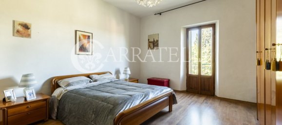 Квартира с 3 спальнями в Сан Квирико д’Орча, Италия № 116353 10