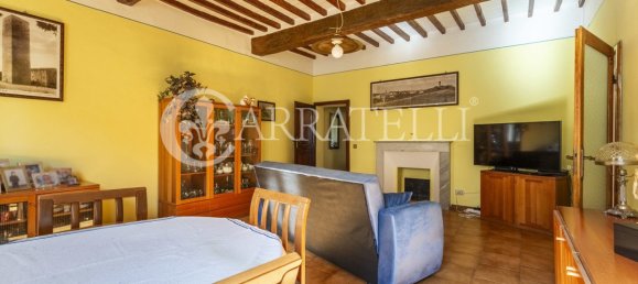 Квартира с 3 спальнями в Сан Квирико д’Орча, Италия № 116353 3