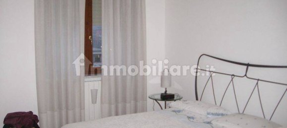 Apartamento de 3 dormitorios en Biella, Italy No. 179387 4