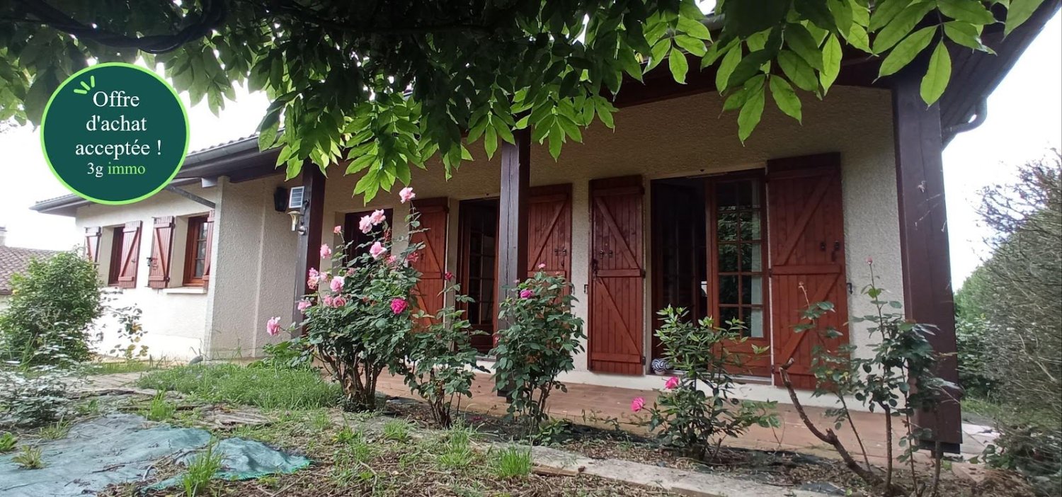 3 bedrooms House in La Reole, France No. 305434