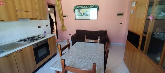 Apartamento de 3 habitaciónes en Avezzano, Italy No. 140753 8