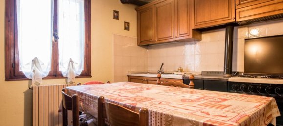 Дом с 4 комнатами в Лоццо Атестино, Италия № 303415 11