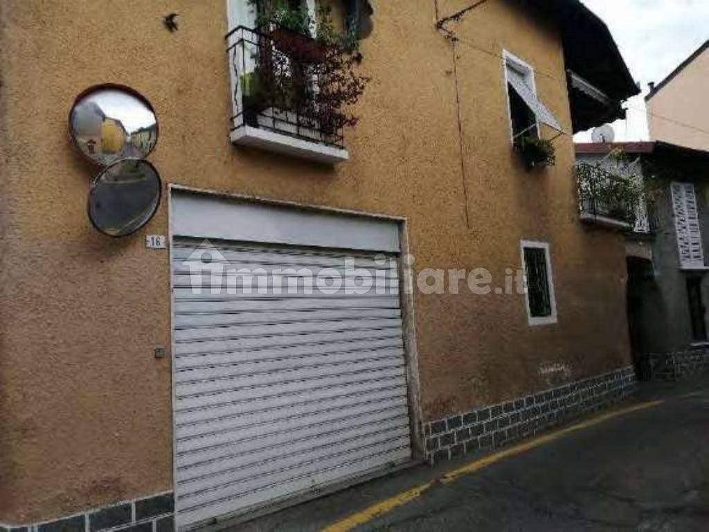 3 bedrooms Apartment in Golasecca, Italy No. 282581