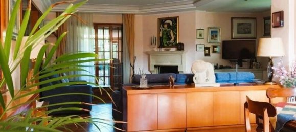 5 bedrooms Villa in Rome, Italy No. 11194 61