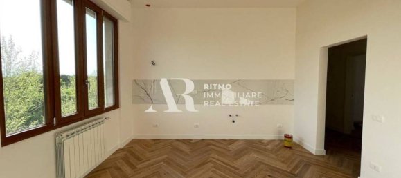 2 bedrooms Apartment in Campi Bisenzio, Italy No. 9888 15