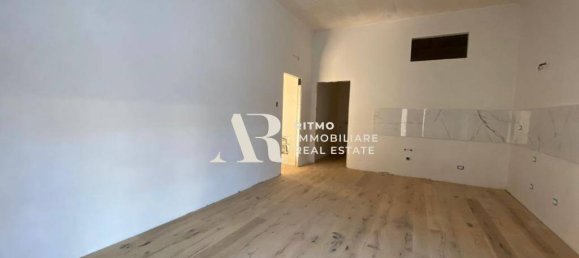 2 bedrooms Apartment in Campi Bisenzio, Italy No. 9888 18