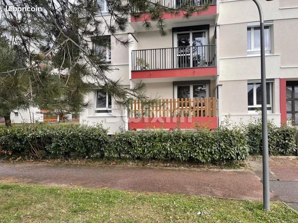 3 bedrooms Apartment in Annecy, France No. 301574