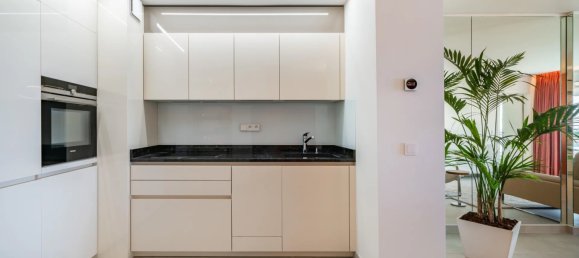 2 Schlafzimmer Wohnung in Cannes, France, Nr. 1744 4