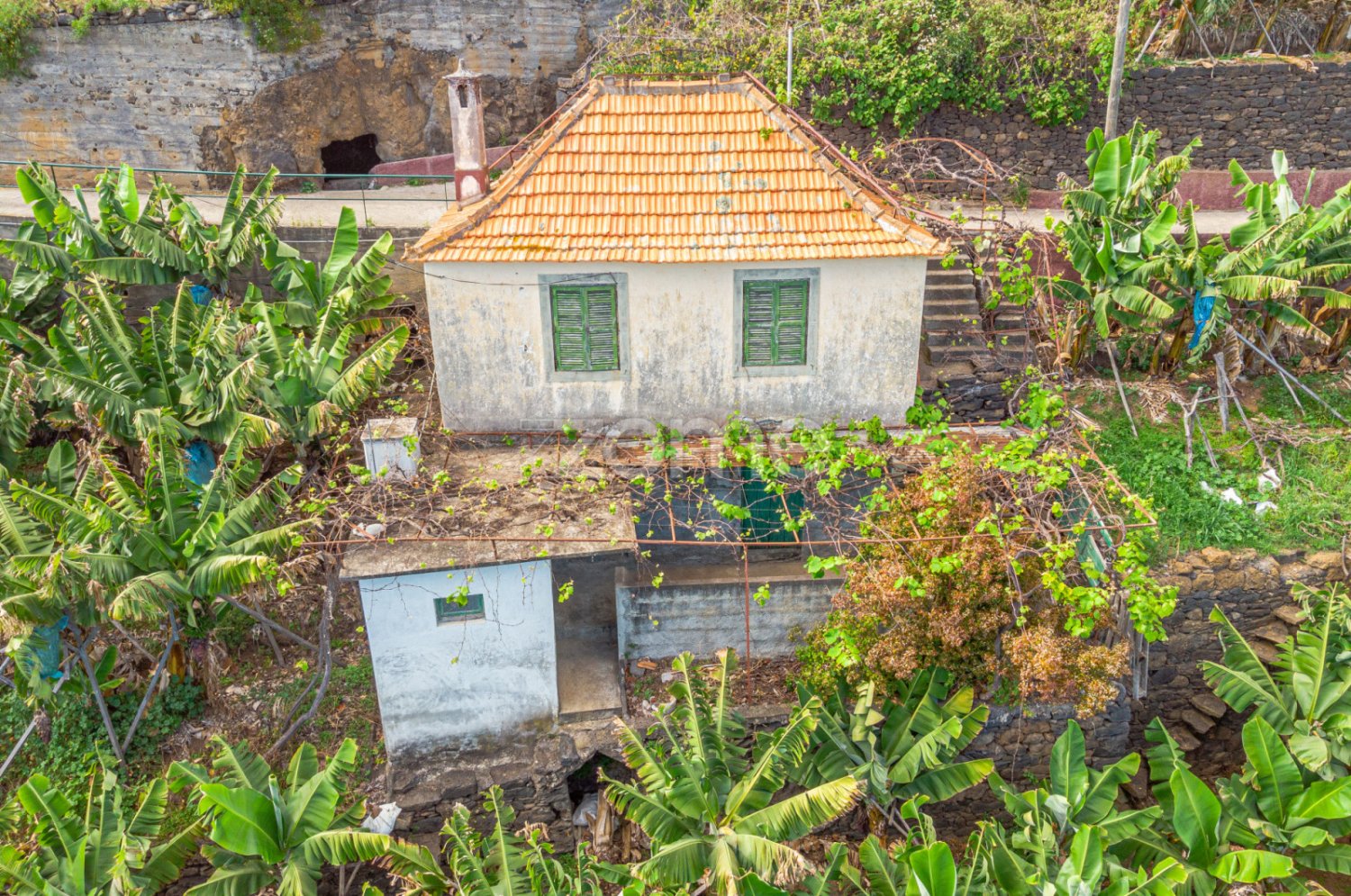 Casa de 2 dormitorios en Ponta do Sol, Portugal No. 92853