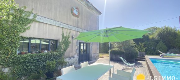 Casa de 6 dormitorios en Charente-Maritime, France No. 301473 15