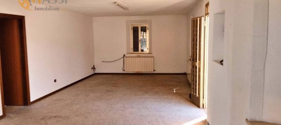 5-Zimmer Gebäude in Cento, Italy, Nr. 286900 28