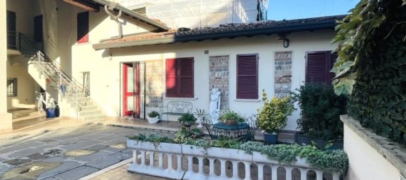 2 rooms Apartment in Chiari, Italy No. 258794 2