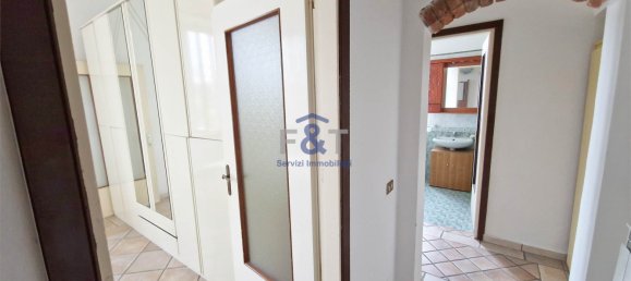 2 chambres Appartement à Somma Lombardo, Italy No. 158575 15