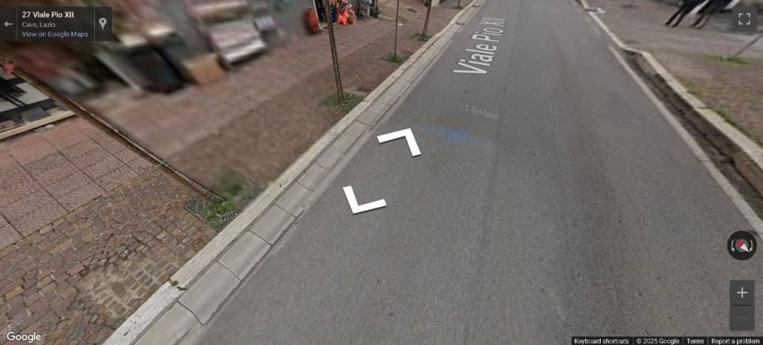 Garage à Cave, Italy 25m² No. 291472