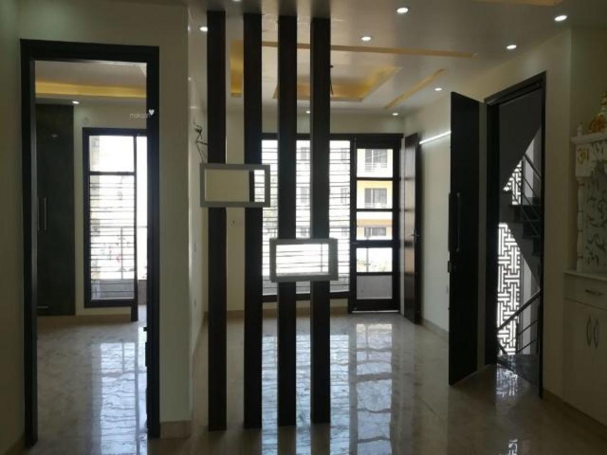 4 bedrooms House in Gurgaon, India No. 28321