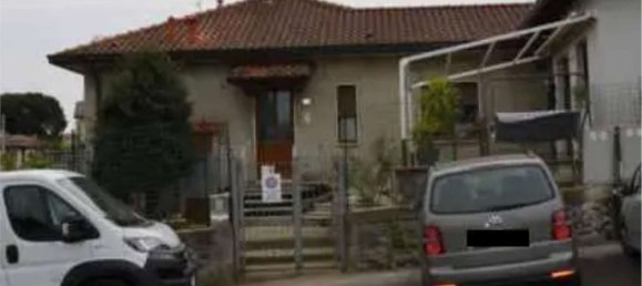 4-Zimmer Wohnung in Lurago d'Erba, Italy, Nr. 313808 2