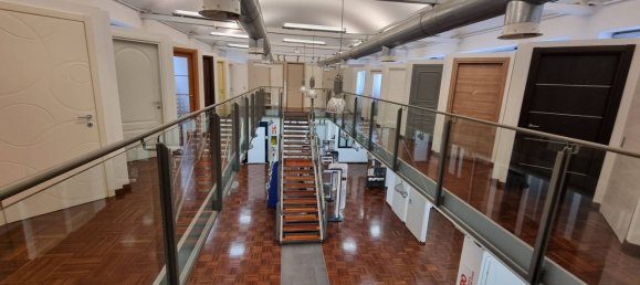 600m² Office in Milan, Italy No. 243325 34