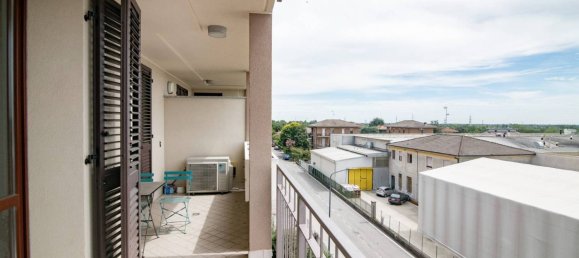 2 bedrooms Apartment in Cassano d'Adda, Italy No. 290414 9