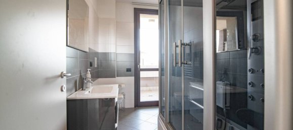 2 bedrooms Apartment in Cassano d'Adda, Italy No. 290414 10