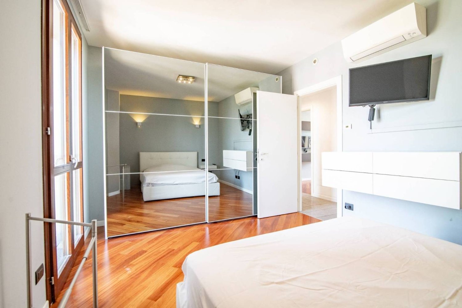 2 bedrooms Apartment in Cassano d'Adda, Italy No. 290414